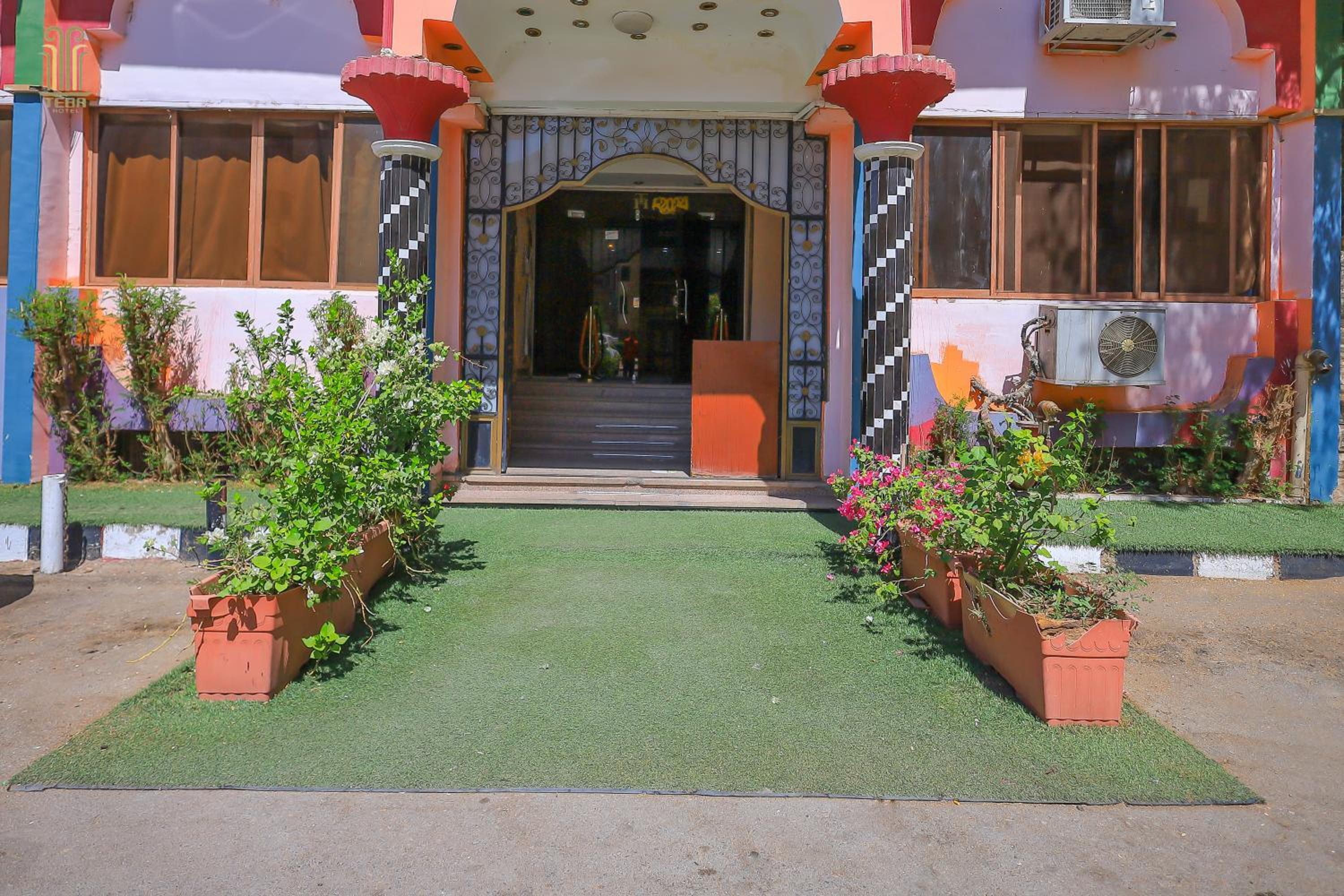 Hotel Tiba Hotel - Image 1