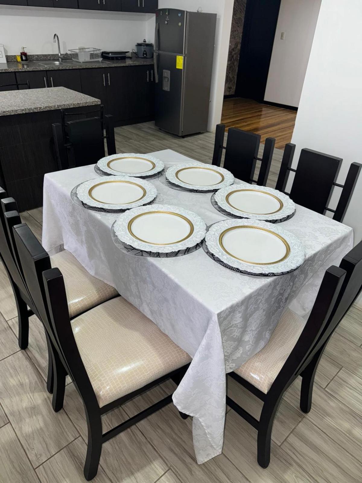Departamento moderno y amplio