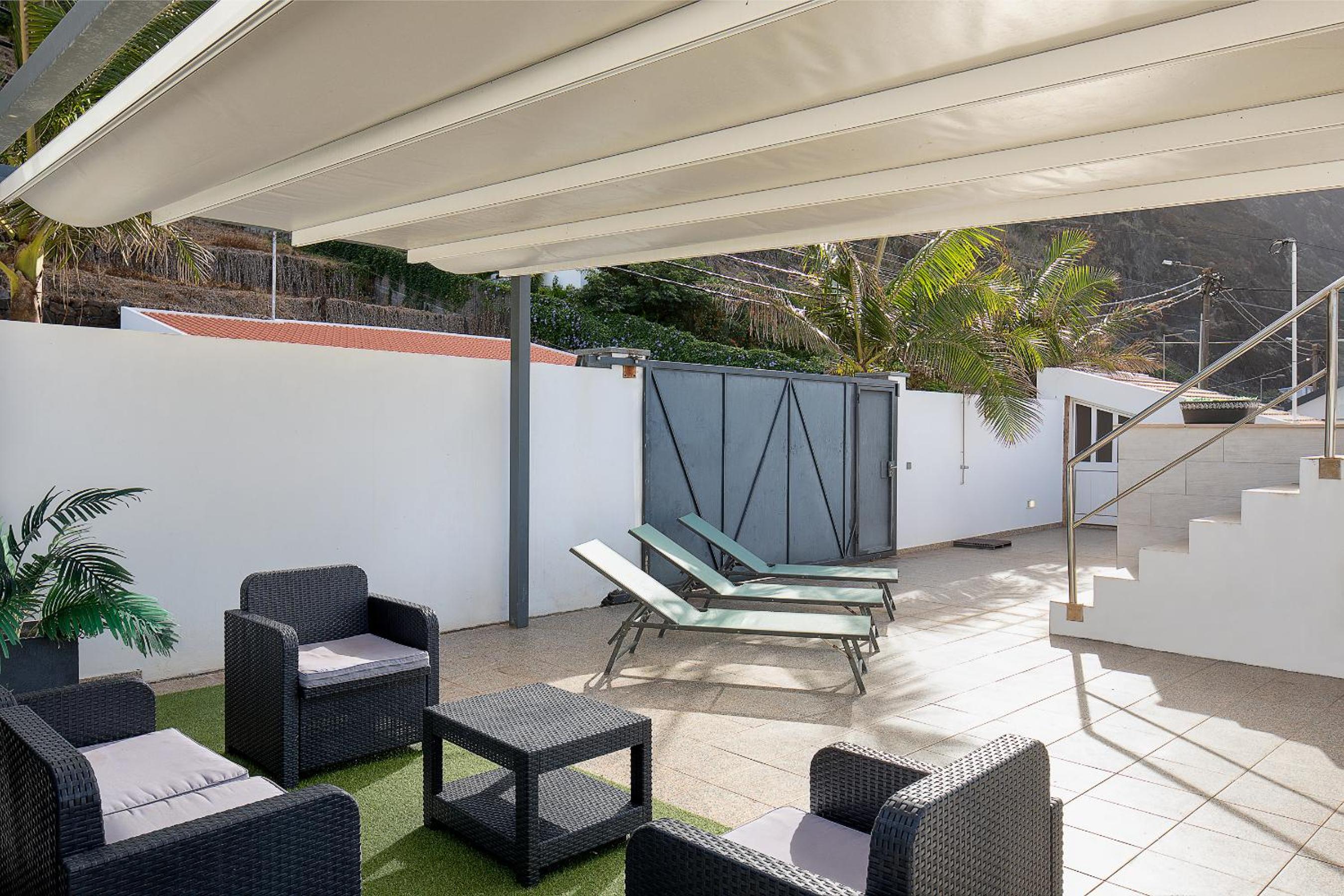 Hotel Villa Com Piscina Entre O Mar E As Montanhas