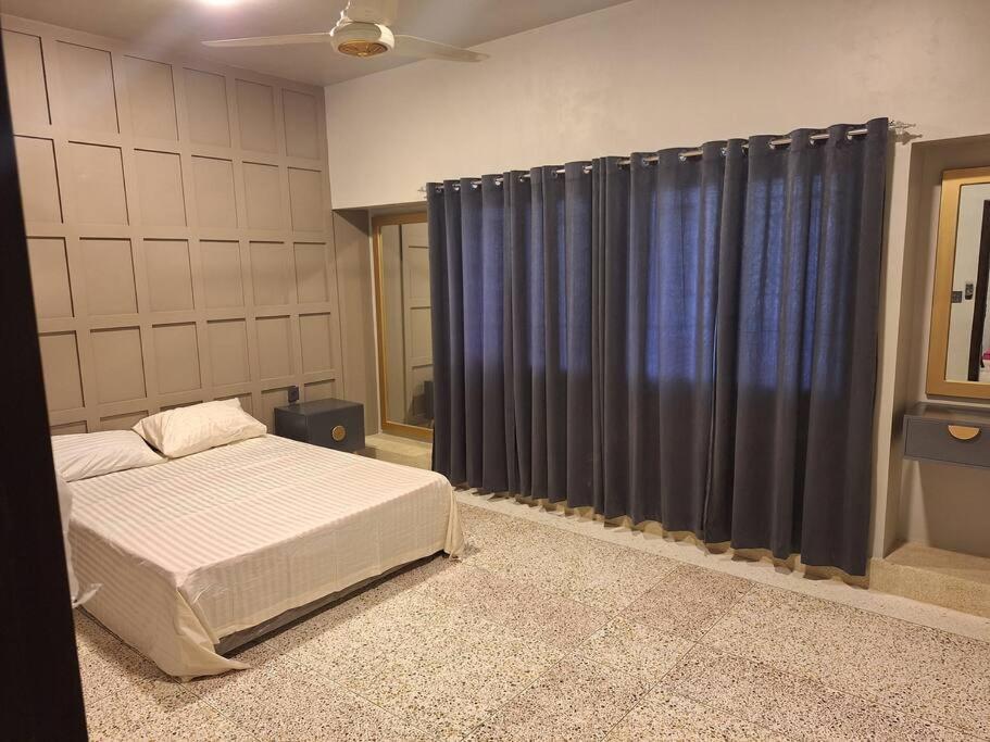 Entire Apt Elegant 3BRs 3BAs near Natl Stadium view 2