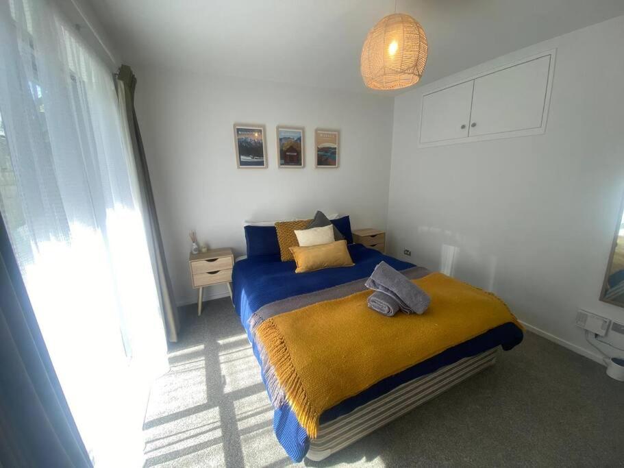 Gorgeous views, 2 bed beechwood apartment! view 5
