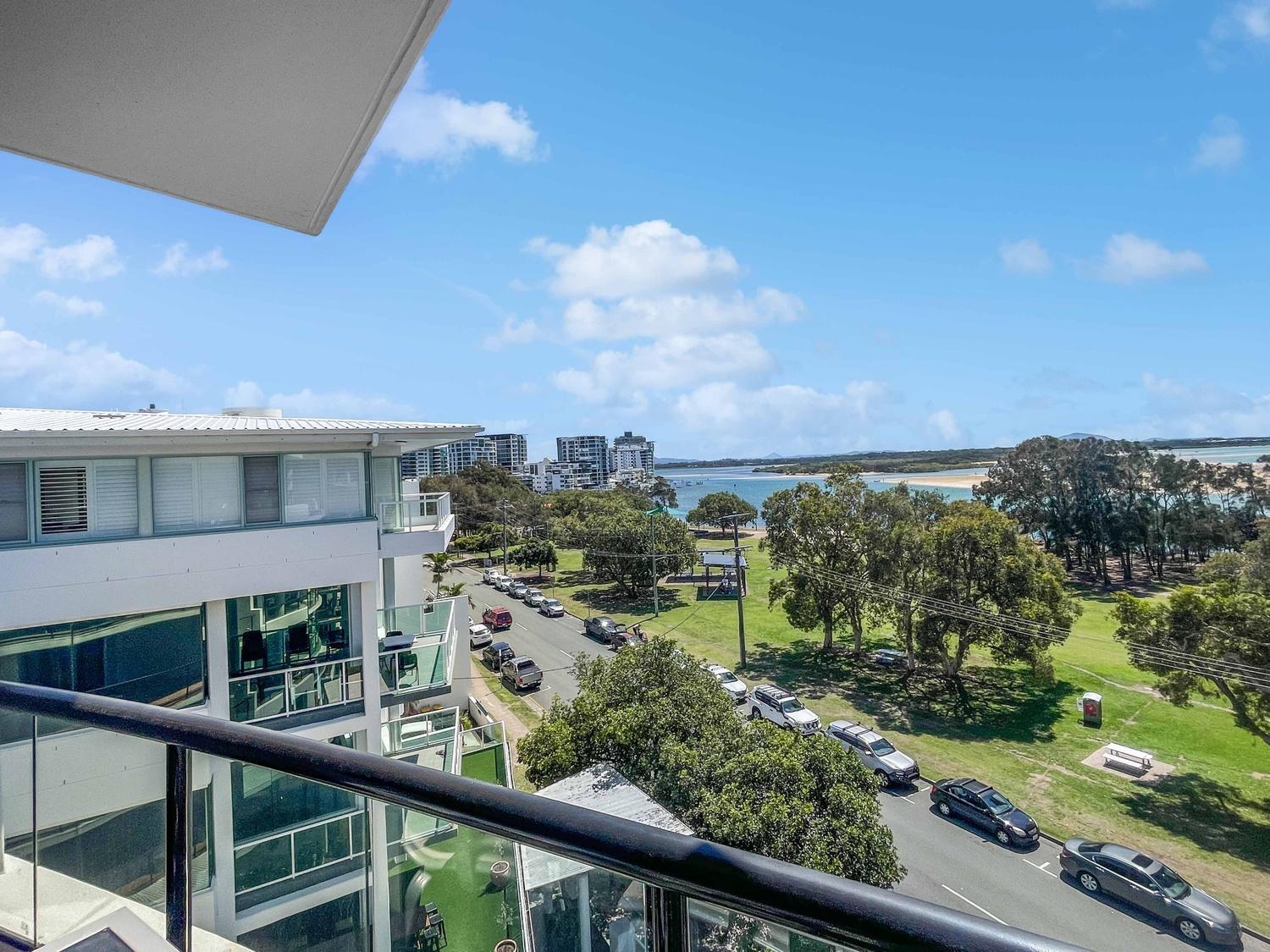 Modern Apartment in the Heart of Cotton Tree