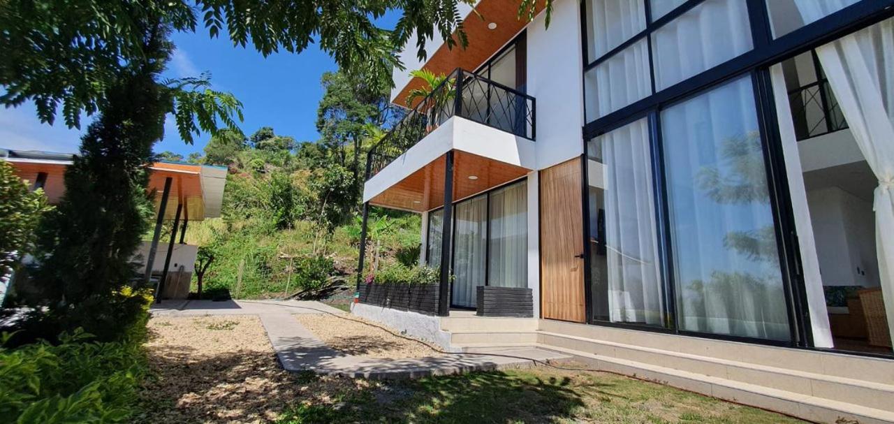 HOUSE HOTEL Terra Loma