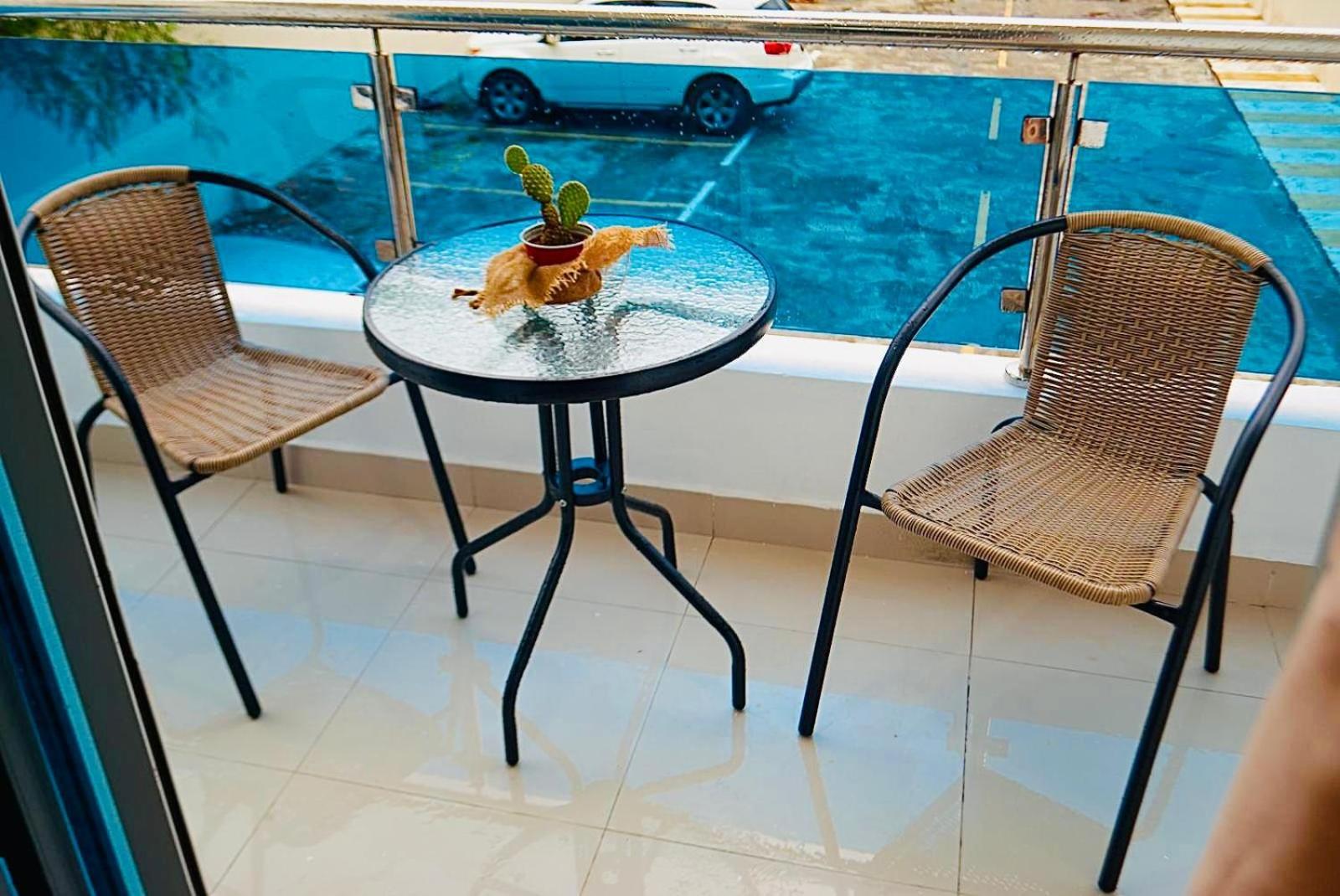Serene Beach Apartment