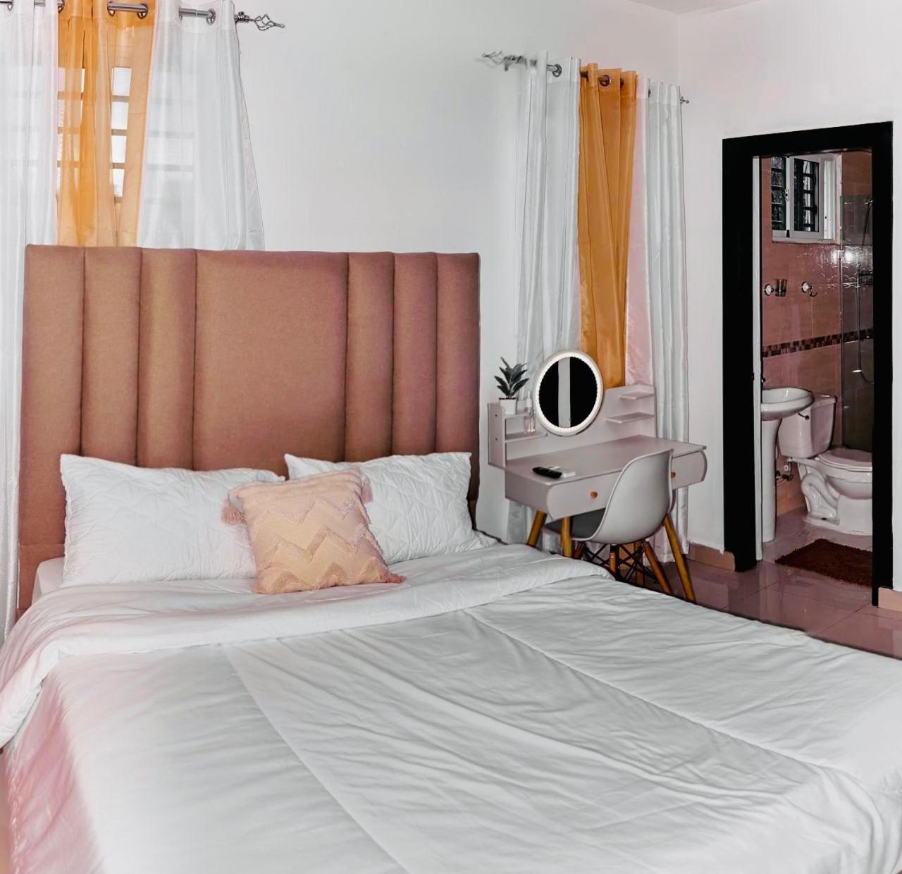 Serene Beach Apartment