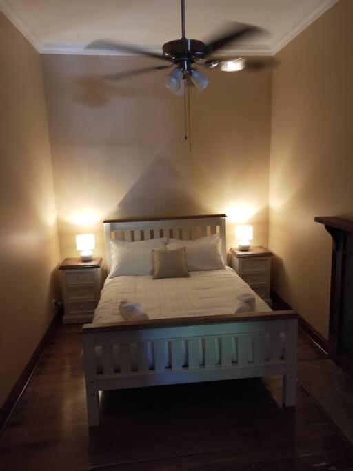 Fulham Homestead Historic rural large 3 bedroom Guesthouse