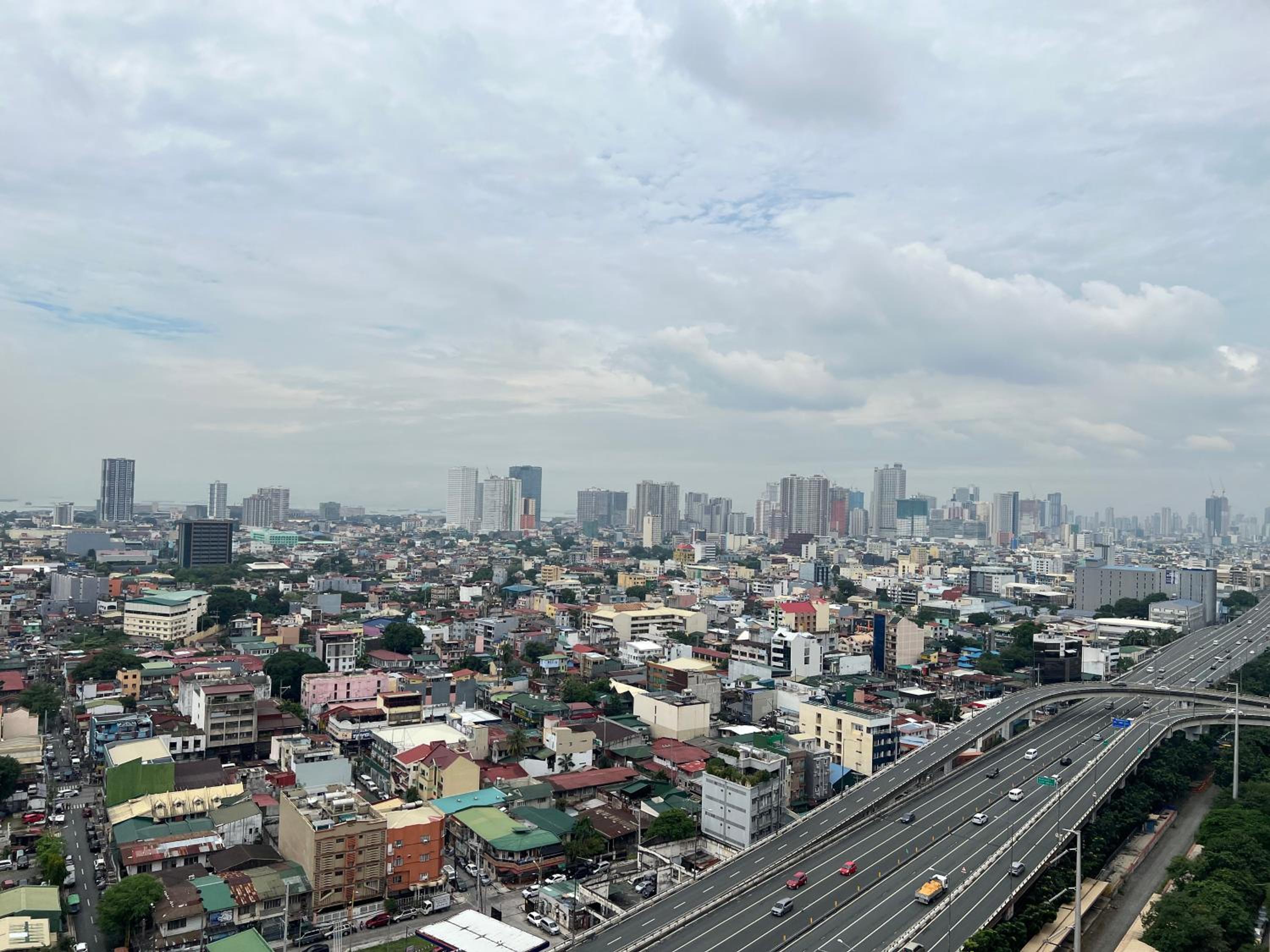 Affordable & Spacious Condo in Makati view 2