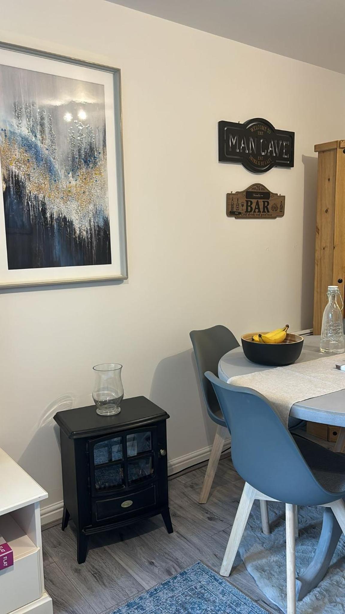 2 bed room , ensuite Flat close to Heathrow, Windsor , Langley