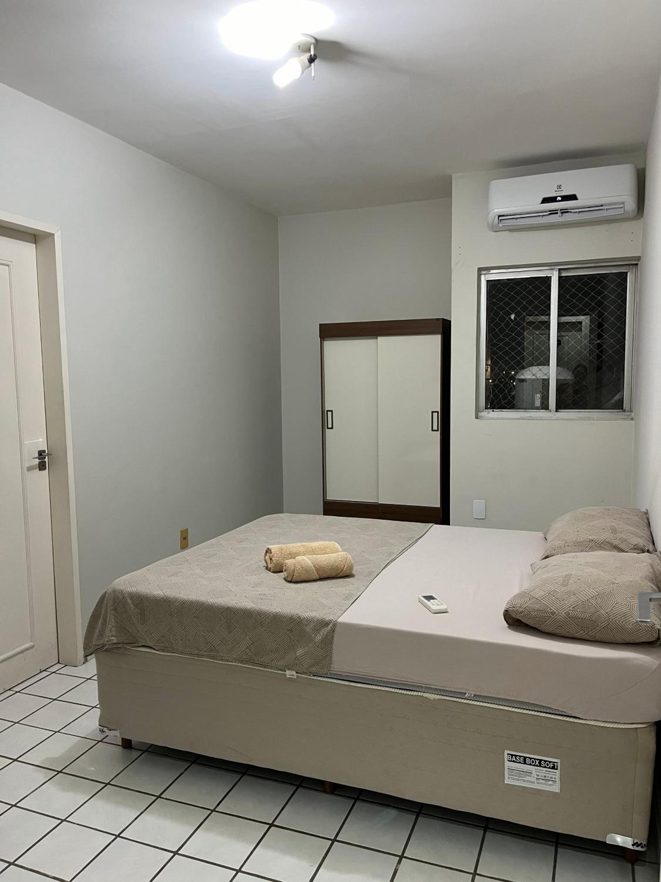 Apartamento amplo, perto de tudo