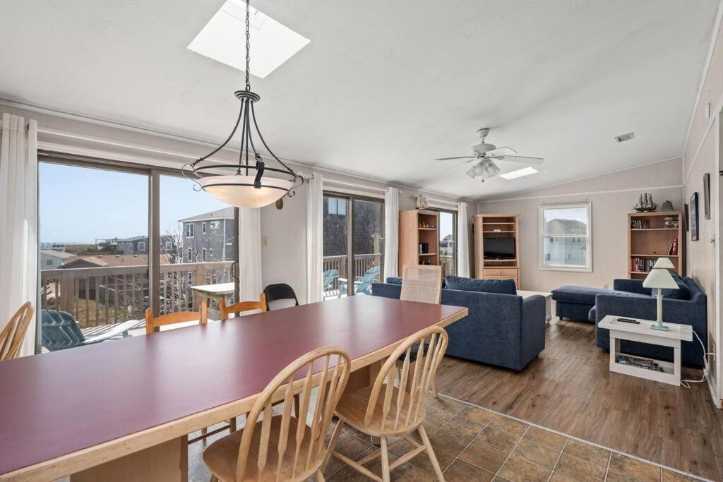 1 Minute Walk To Beach! Pet Friendly! view 5