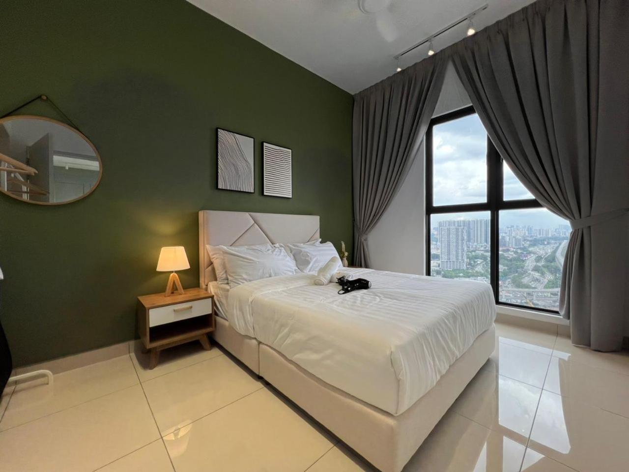 KLCity & KLCC View Modern Style 2R2B - 6 pax