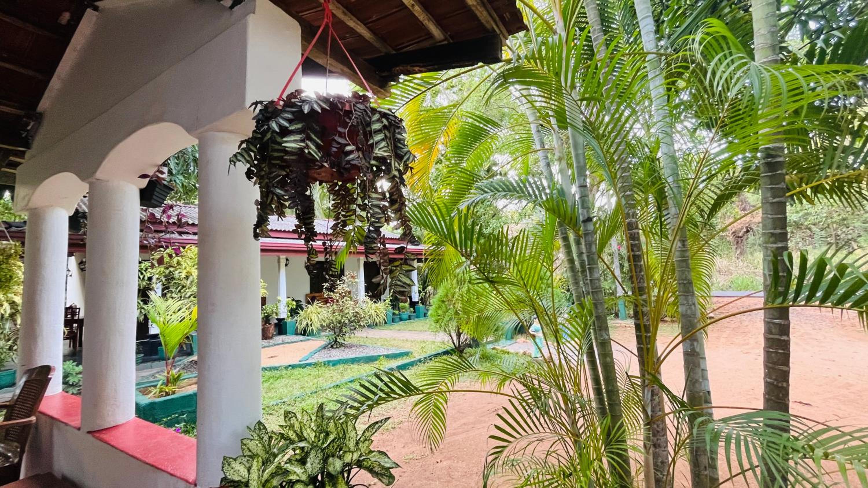 Sigiri Cardamon Villa