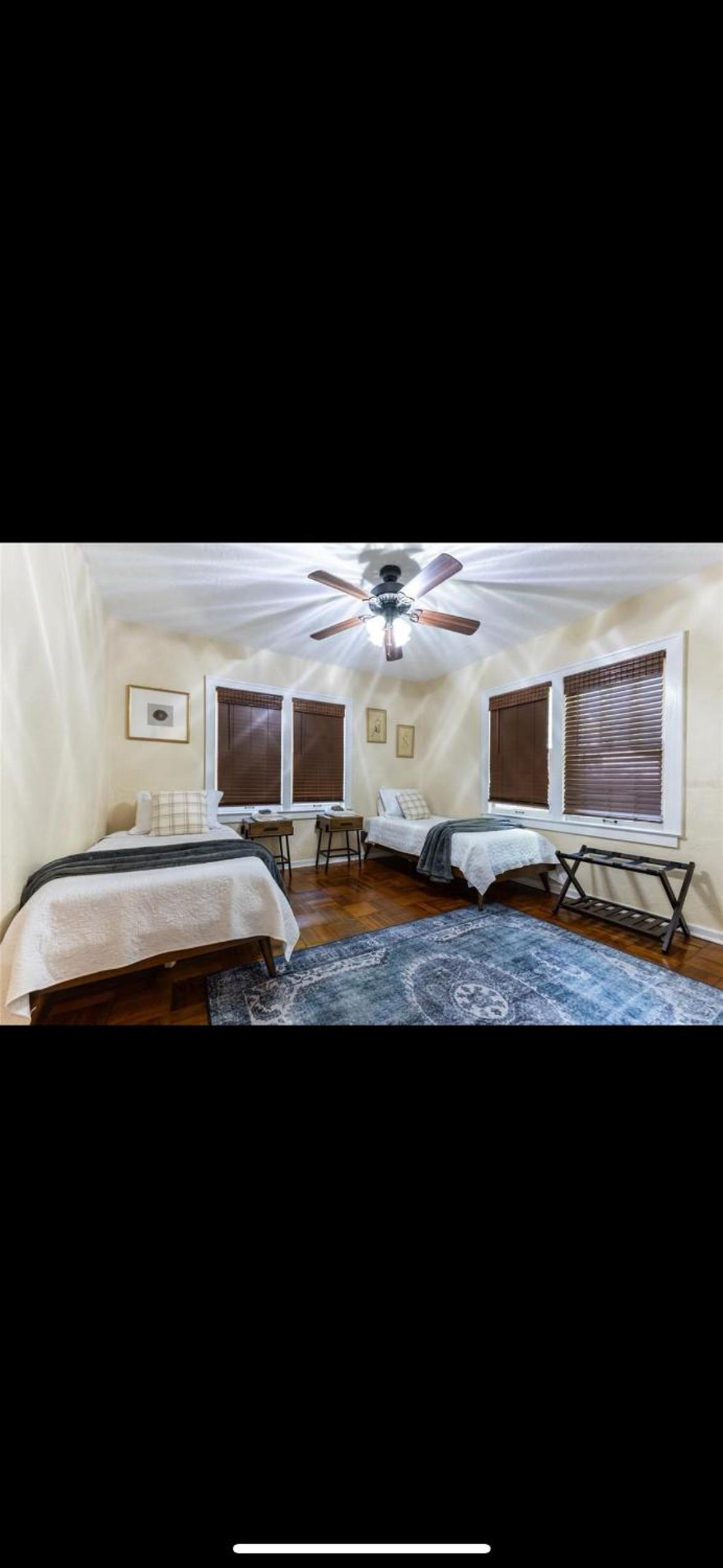 Charming GNV Home Walking Distance to UF Stadium view 4
