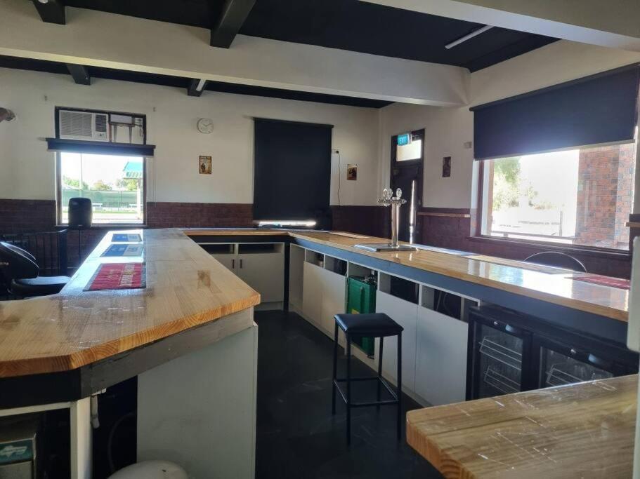 Your Own Pub near Yarrawonga - Sleeps 26