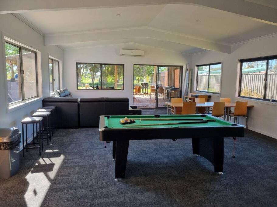 Your Own Pub near Yarrawonga - Sleeps 26