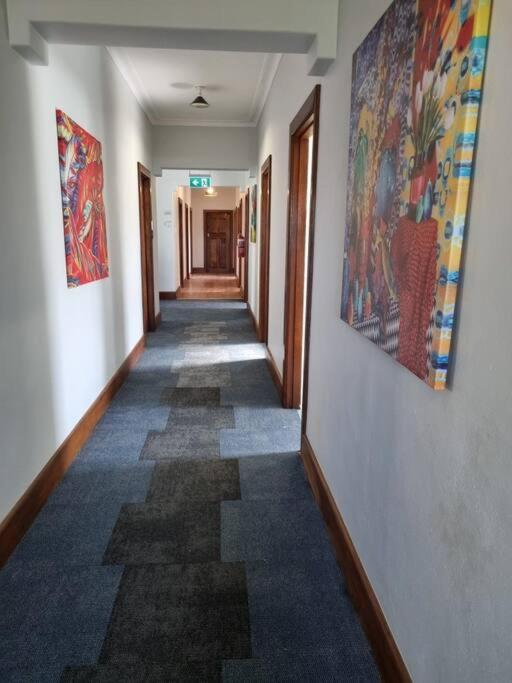 Your Own Pub near Yarrawonga - Sleeps 26