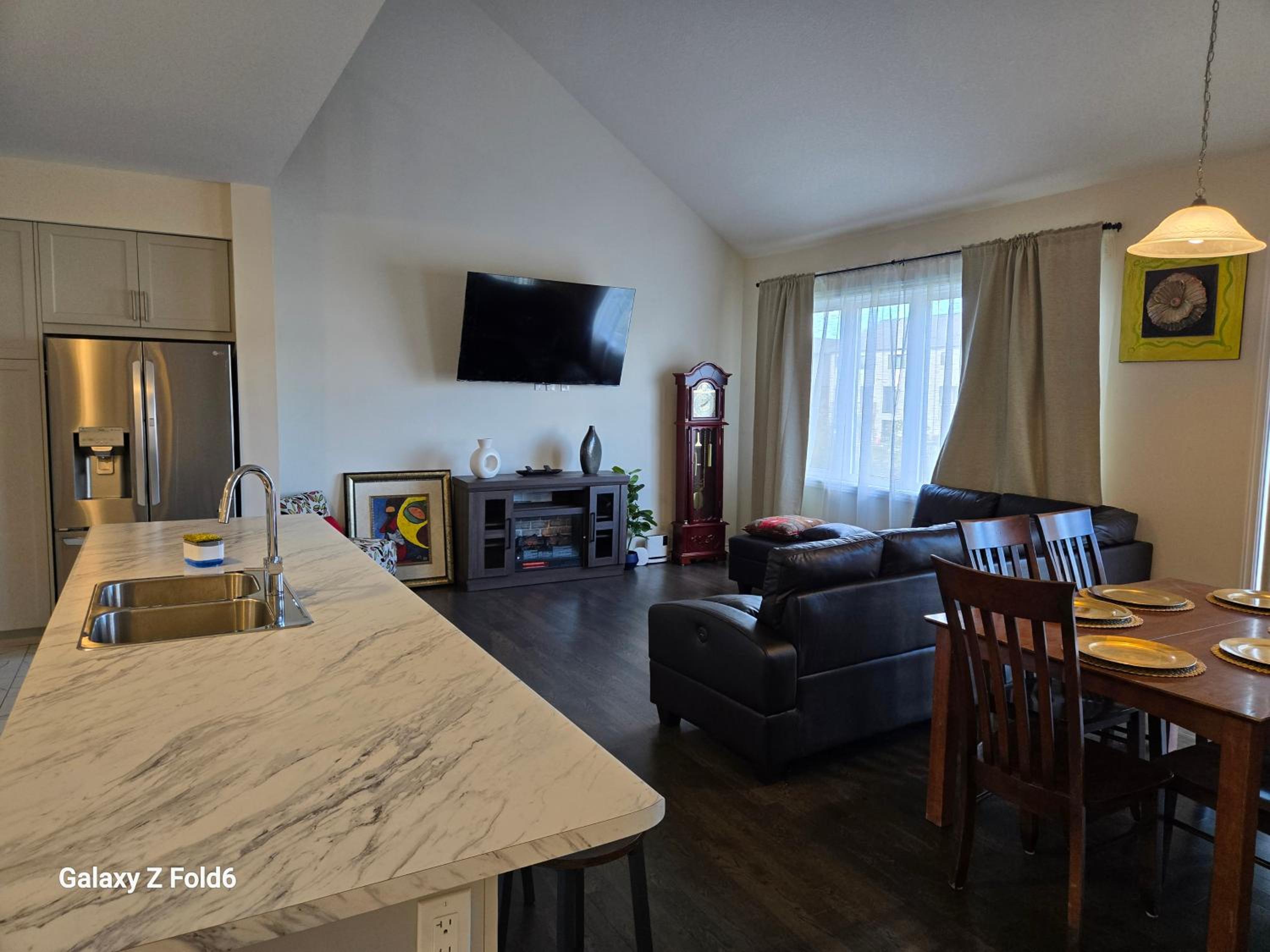 Luxury bungalow in Thorold near Niagara falls
