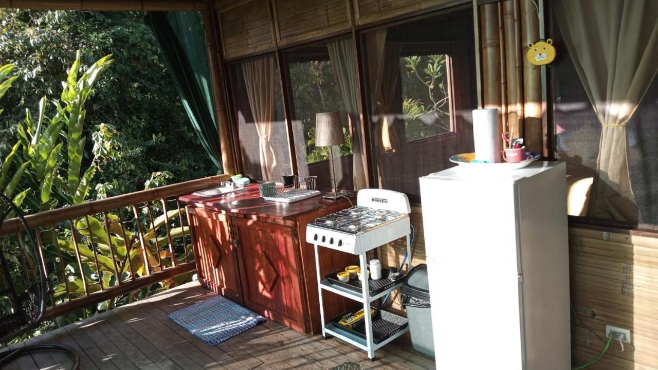 Bamboo Jungle Cabin 3 nights minimum stay