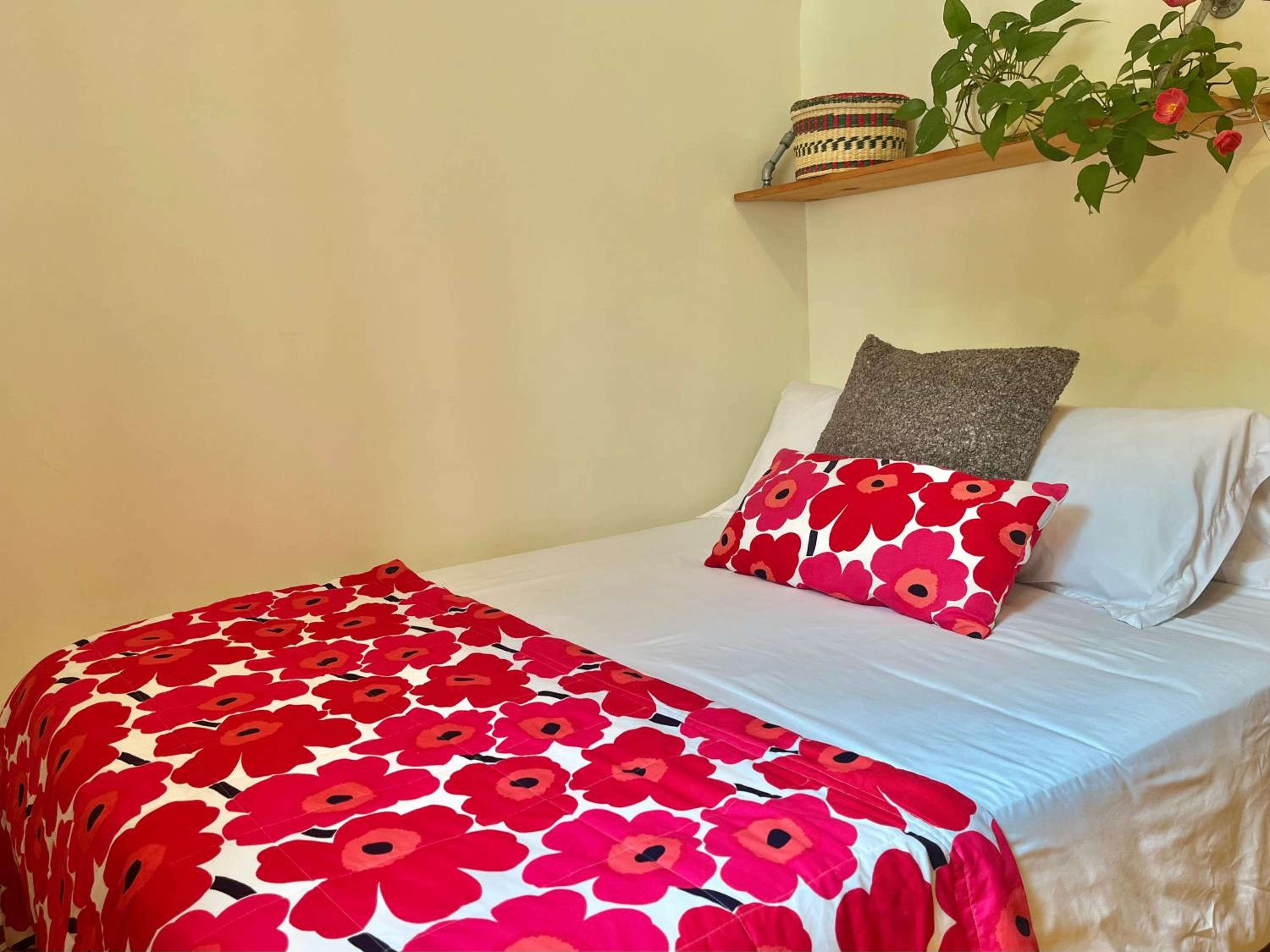Retro-chic retreat in the heart of Wakefield