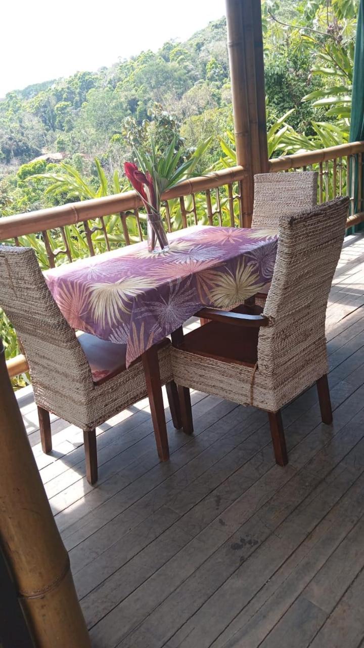 Bamboo Jungle Cabin 3 nights minimum stay