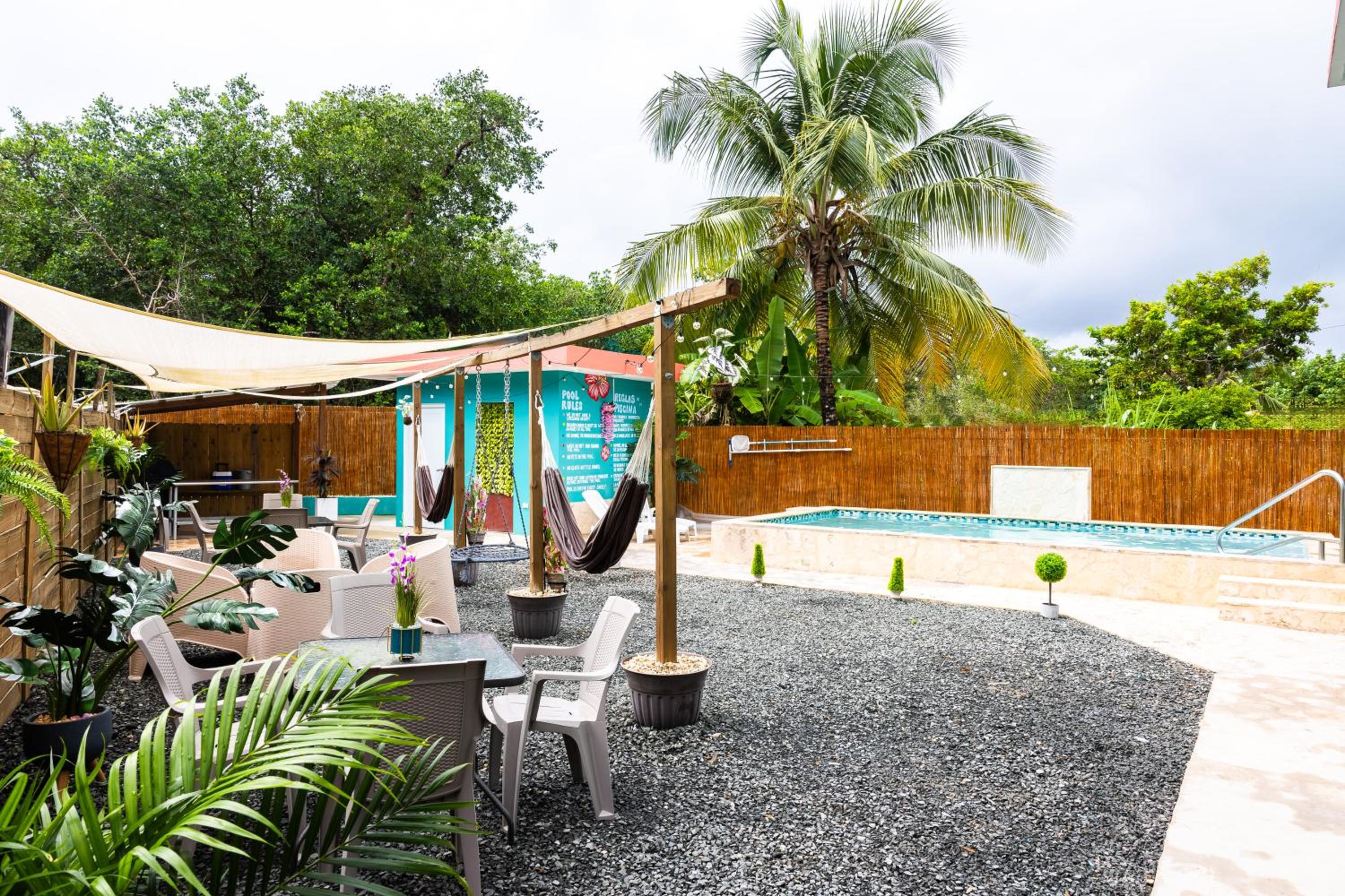 Villa Cache PR view 3
