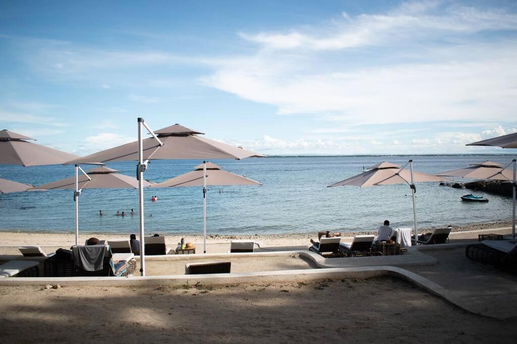 Cozy Condo with beach access Lapu-Lapu Mactan
