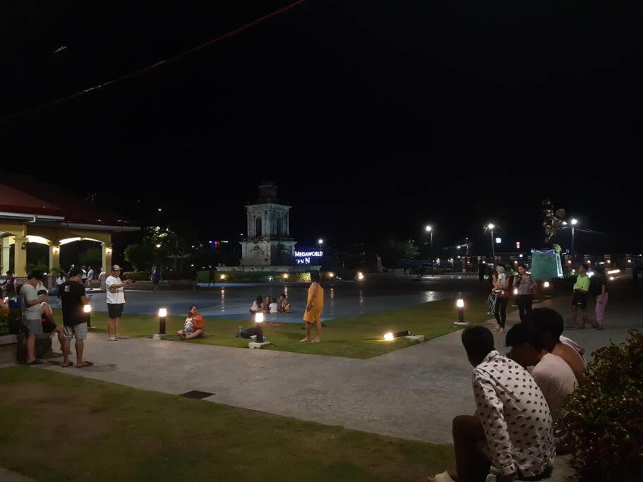 Cozy Condo with beach access Lapu-Lapu Mactan