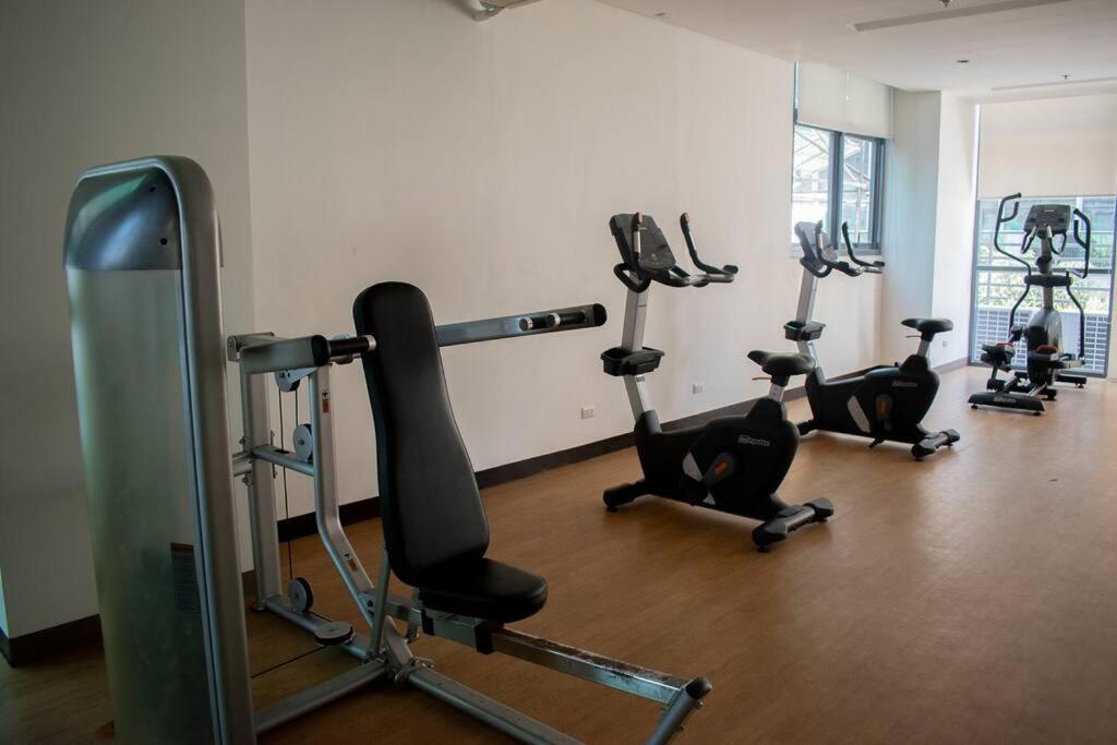 Cozy Condo with beach access Lapu-Lapu Mactan