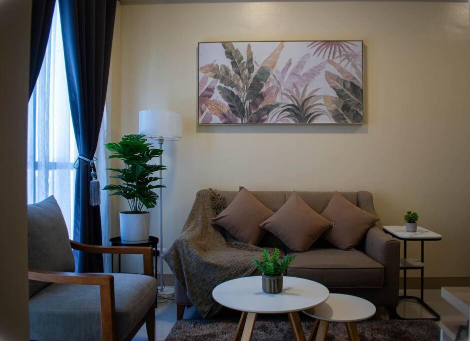 Cozy Condo with beach access Lapu-Lapu Mactan