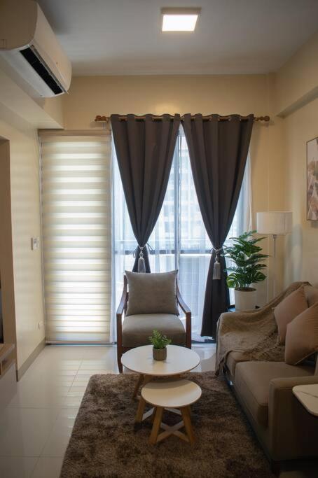Cozy Condo with beach access Lapu-Lapu Mactan