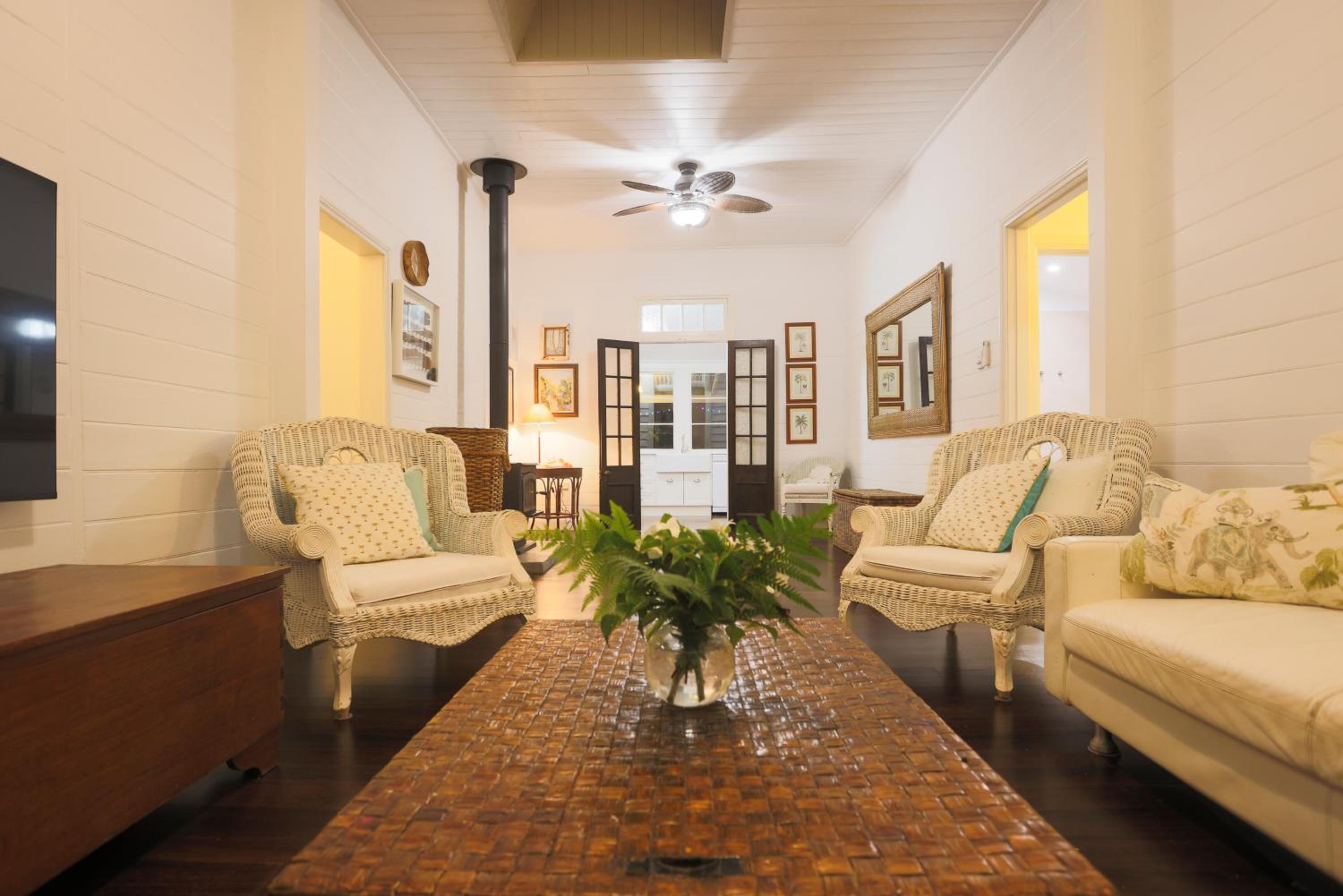 Barefoot & Boots Farmhouse Kingscliff Hinterland