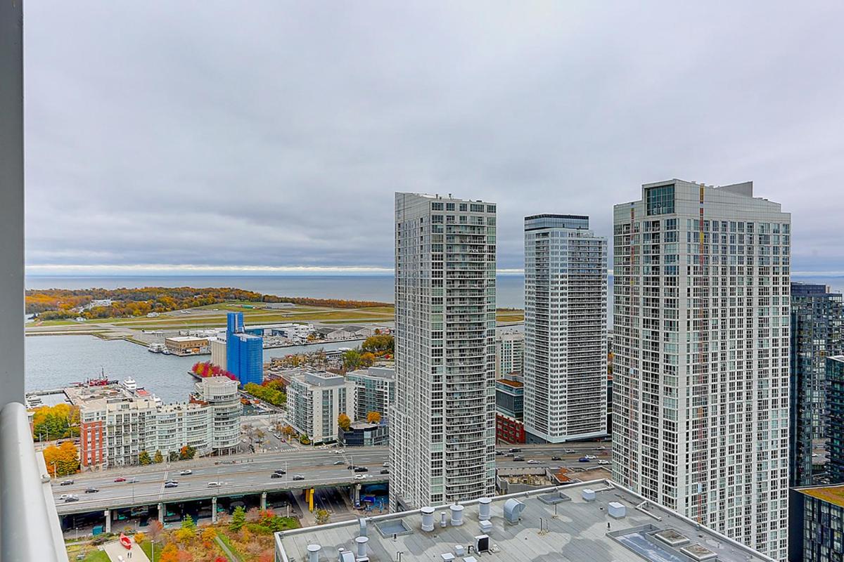 Large 2 bedrooms besides CN tower