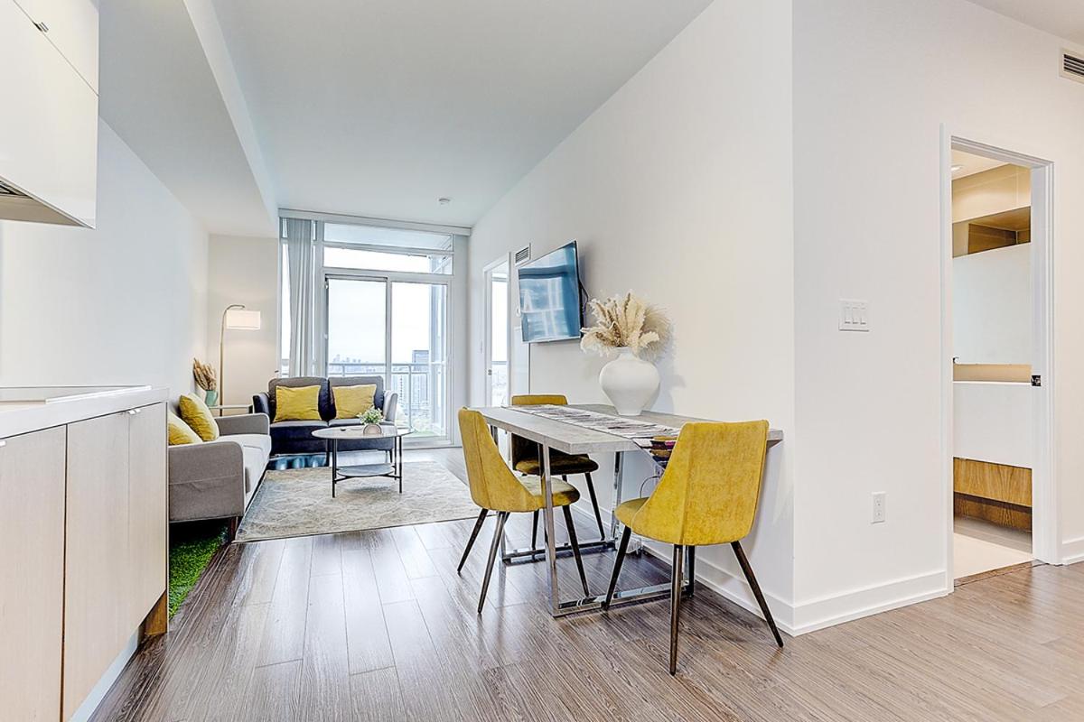 Large 2 bedrooms besides CN tower