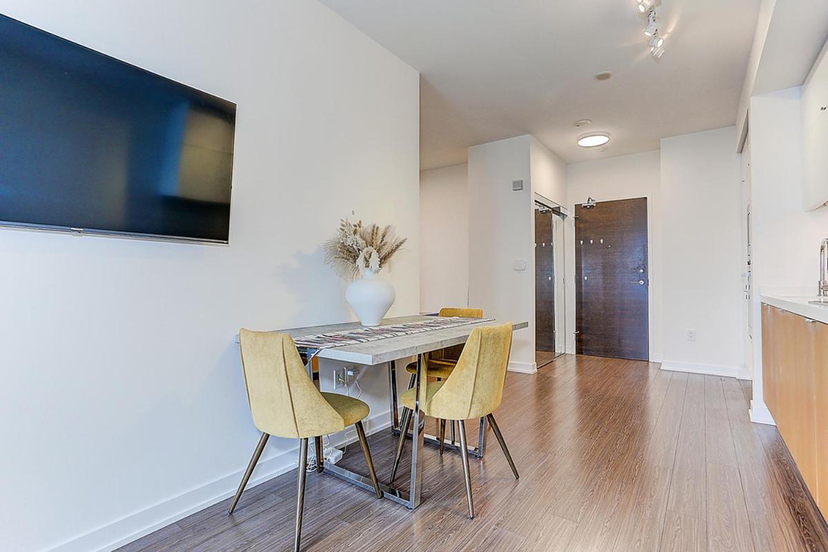 Large 2 bedrooms besides CN tower