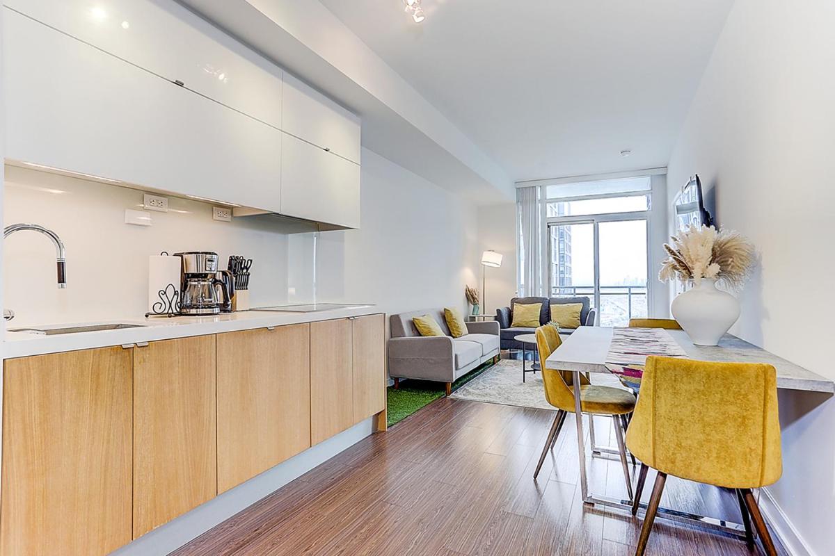 Large 2 bedrooms besides CN tower