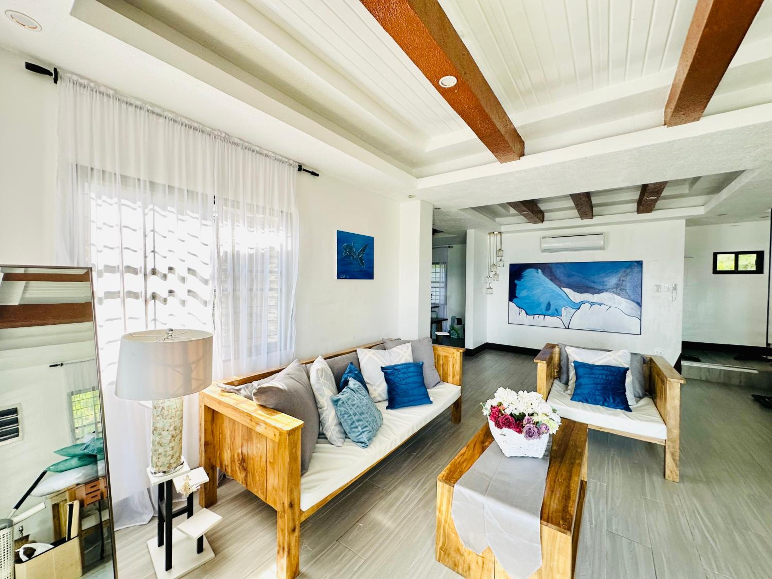 Ocean View Villa in Bohol view 5