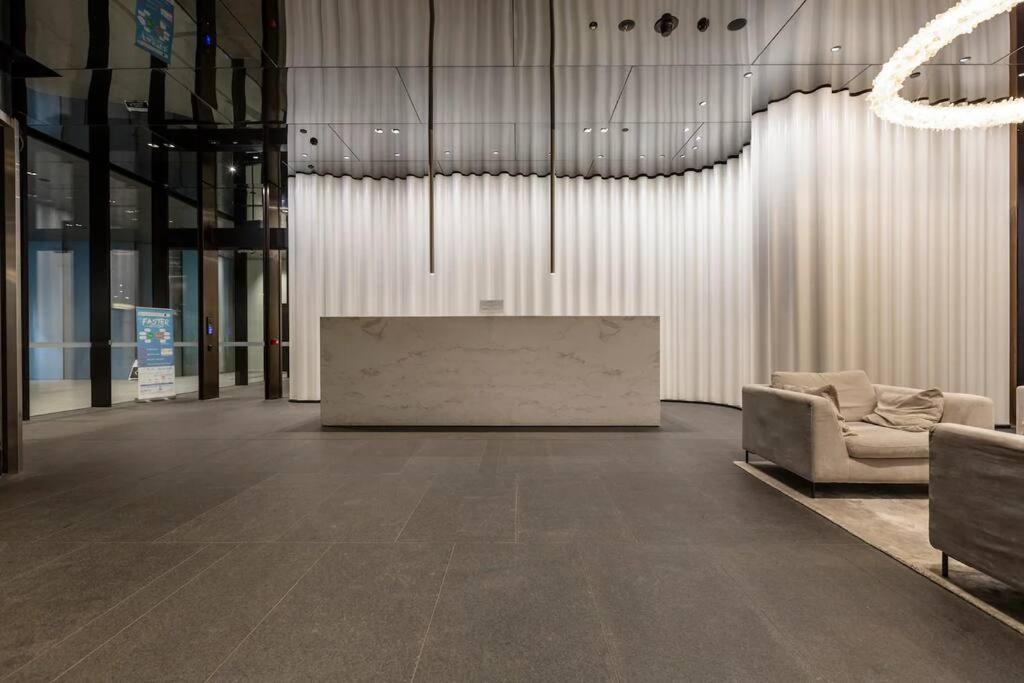 Exclusive Luxury and Spectacular Views at Australia 108