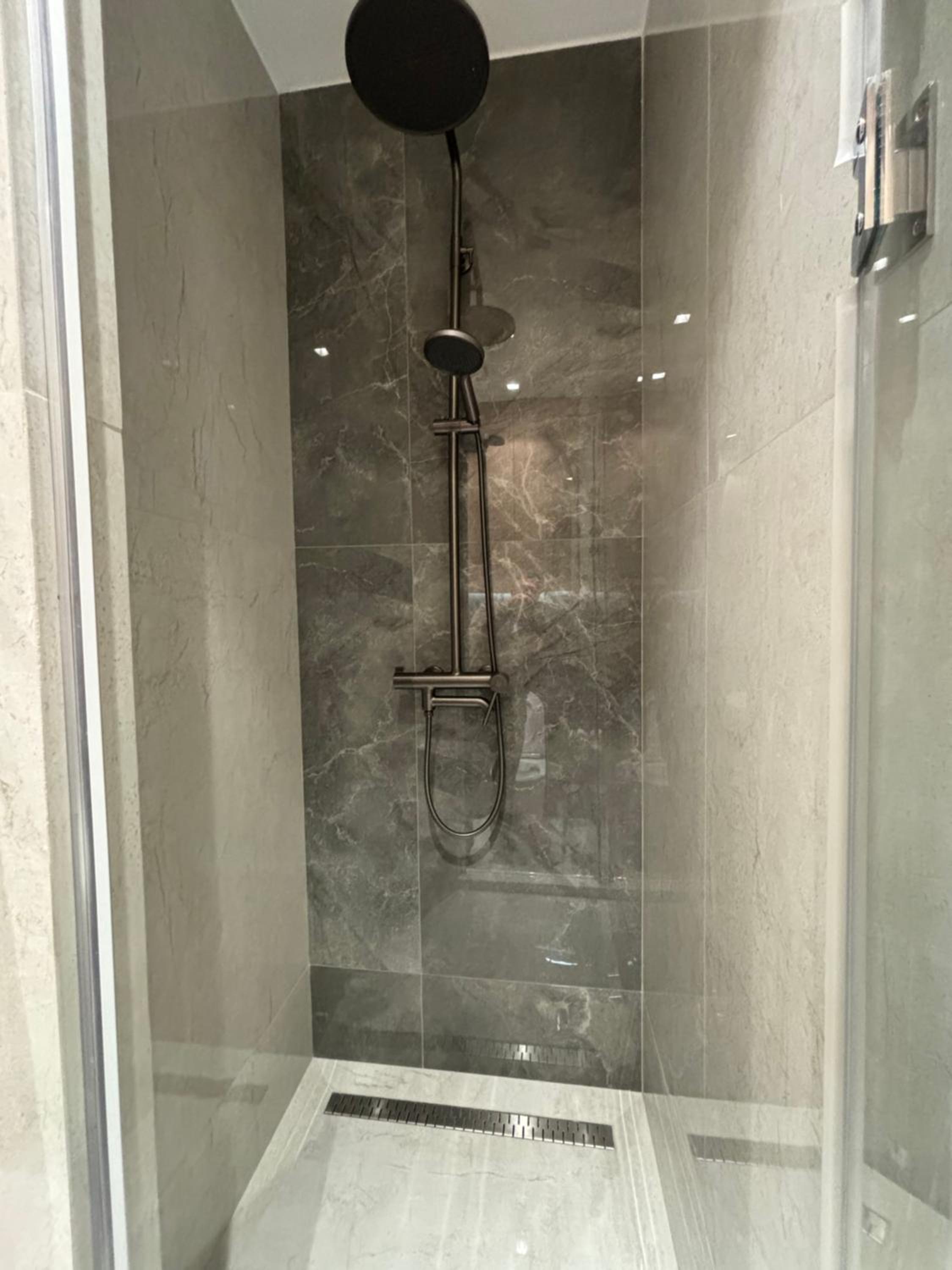 Metropole lux apartment view 3