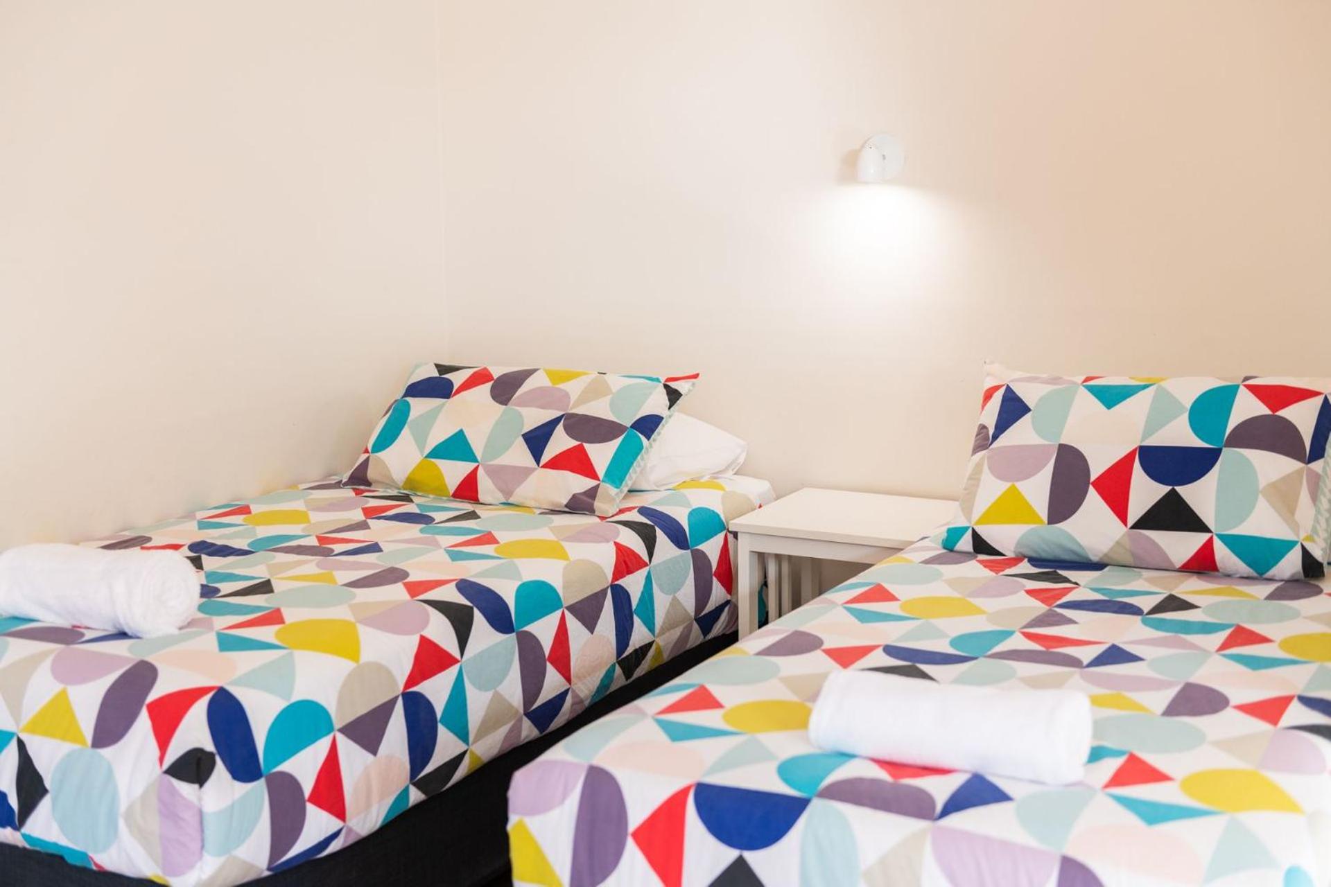 Palm House Vincentia Walk 2 Beach Linen & WiFi