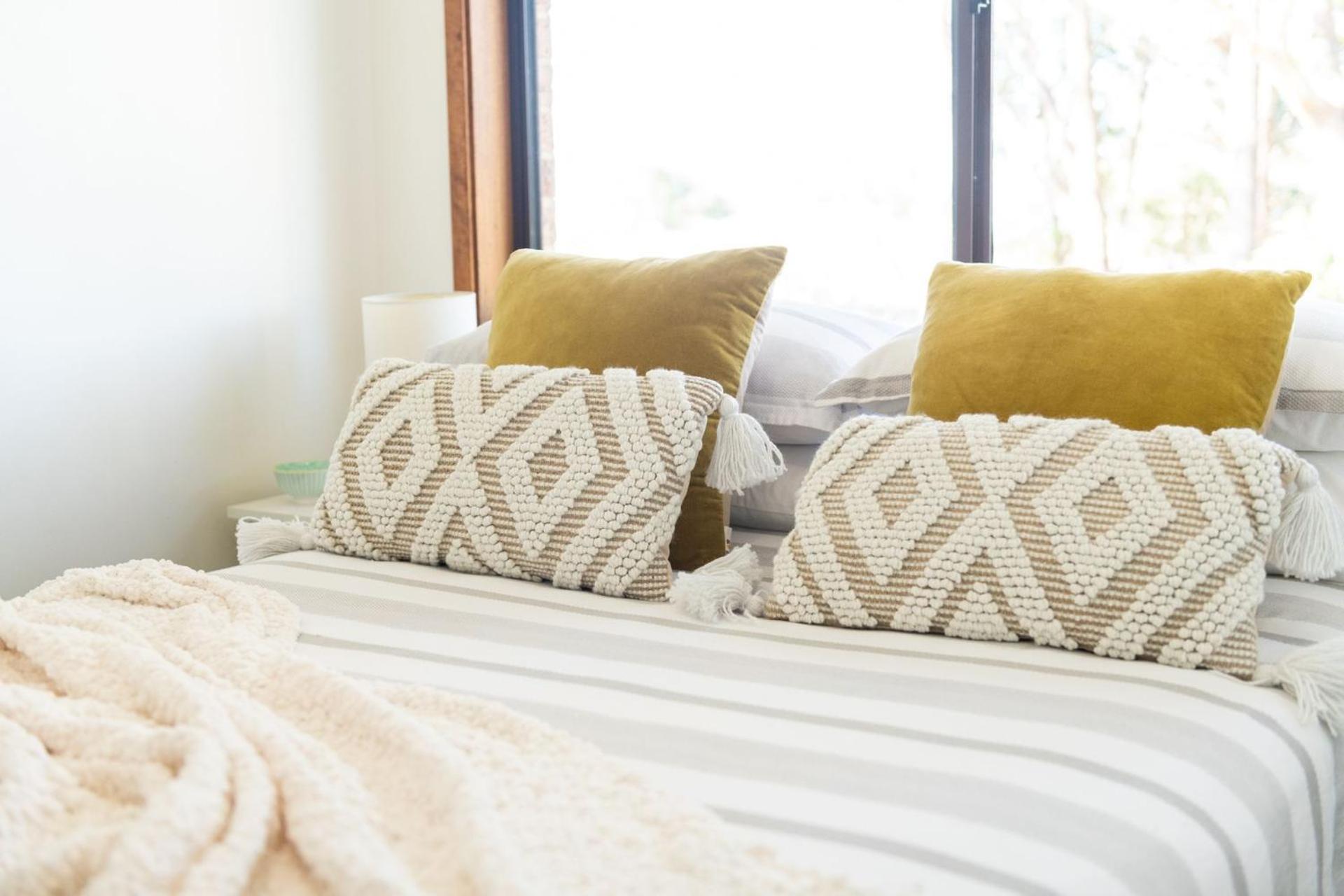 Palm House Vincentia Walk 2 Beach Linen & WiFi