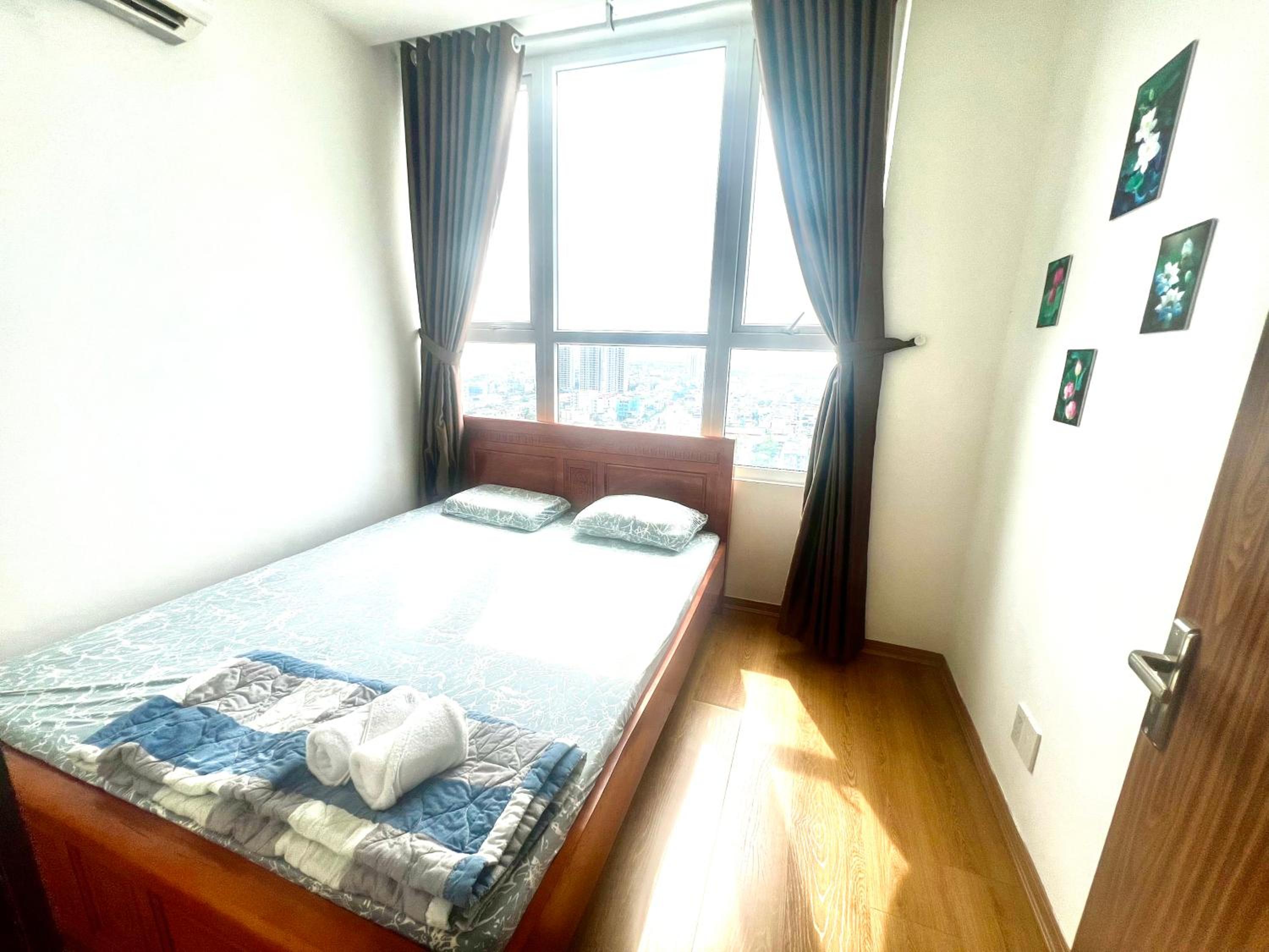 THE WESTERN CAPITAL 3 Bedrooms