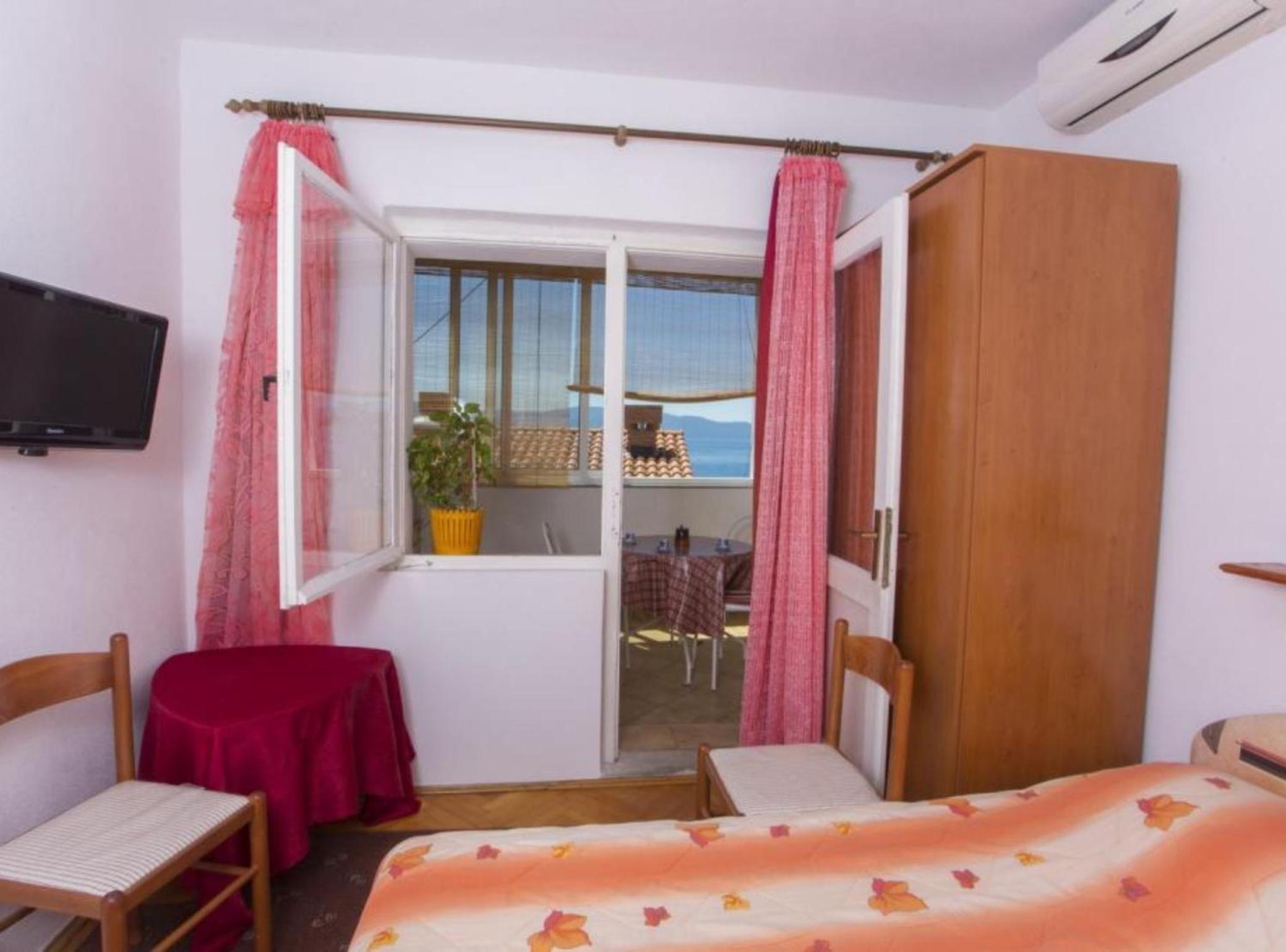 Beachfront Apartments Andrijević