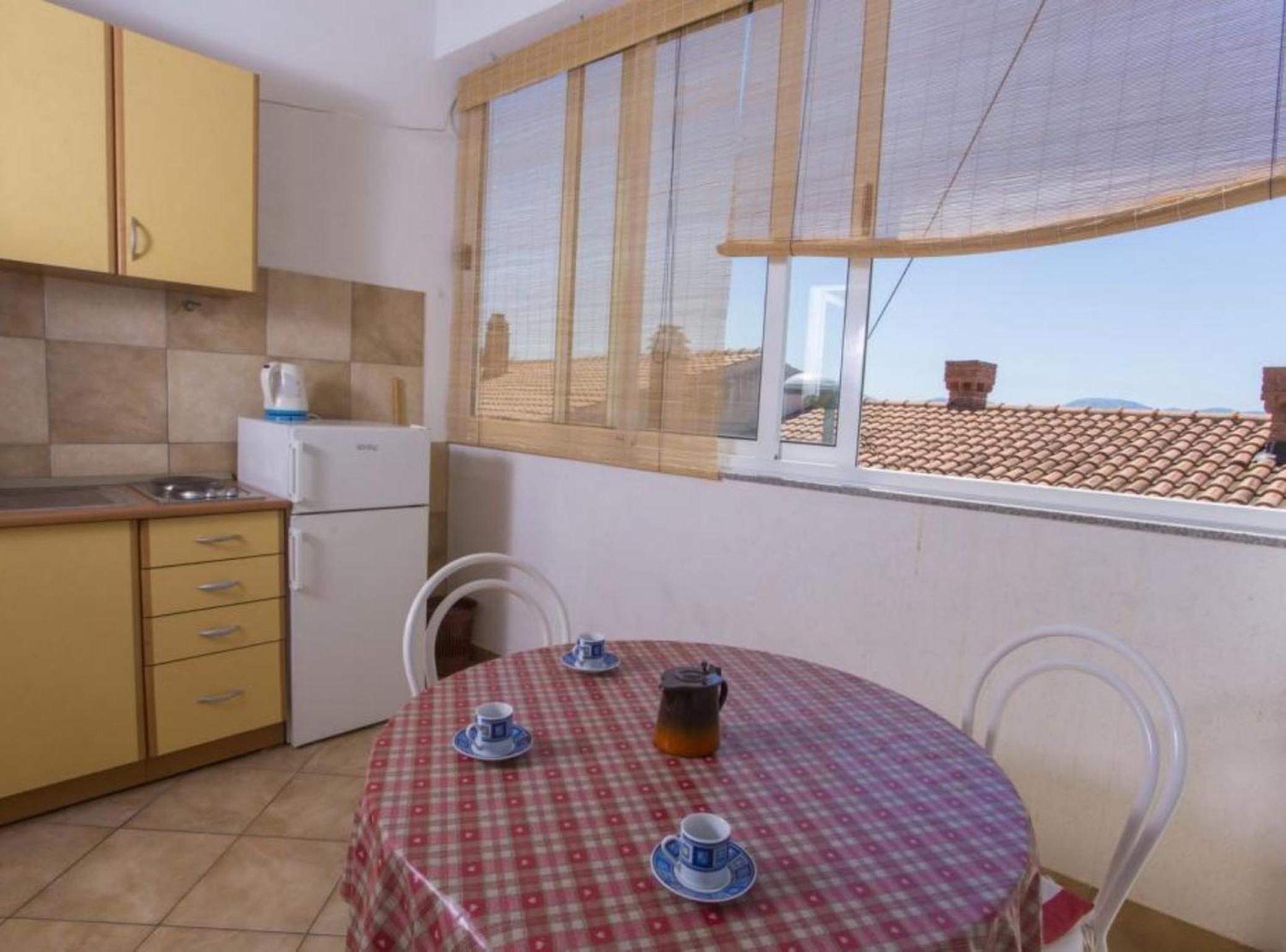 Beachfront Apartments Andrijević