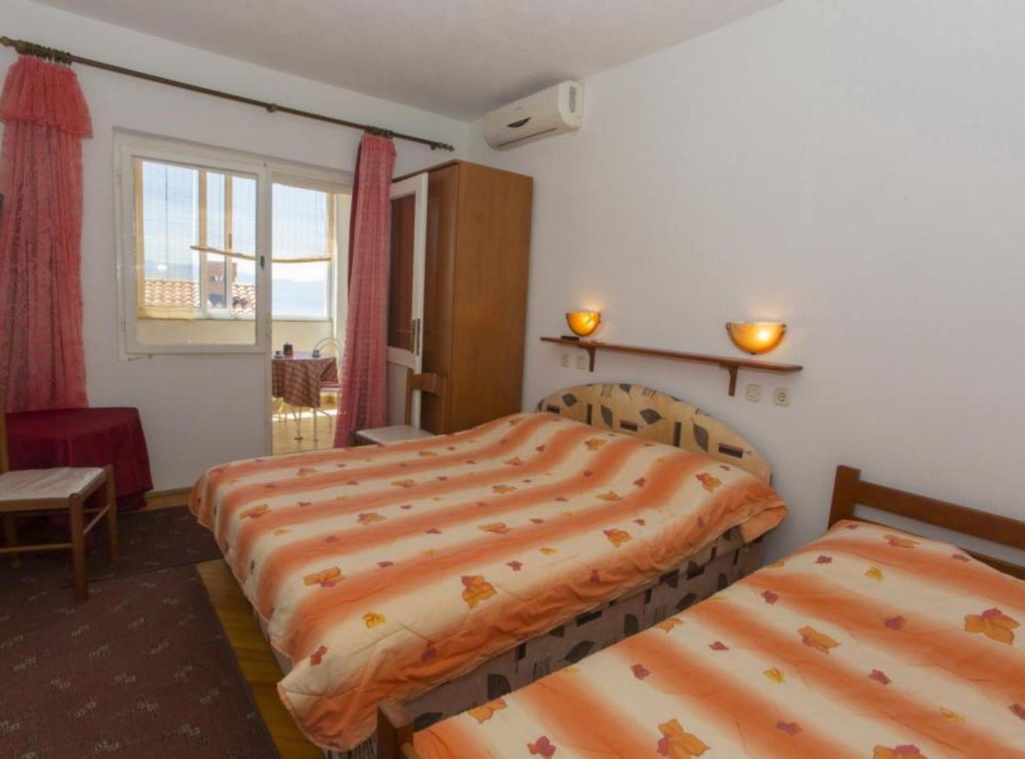 Beachfront Apartments Andrijević