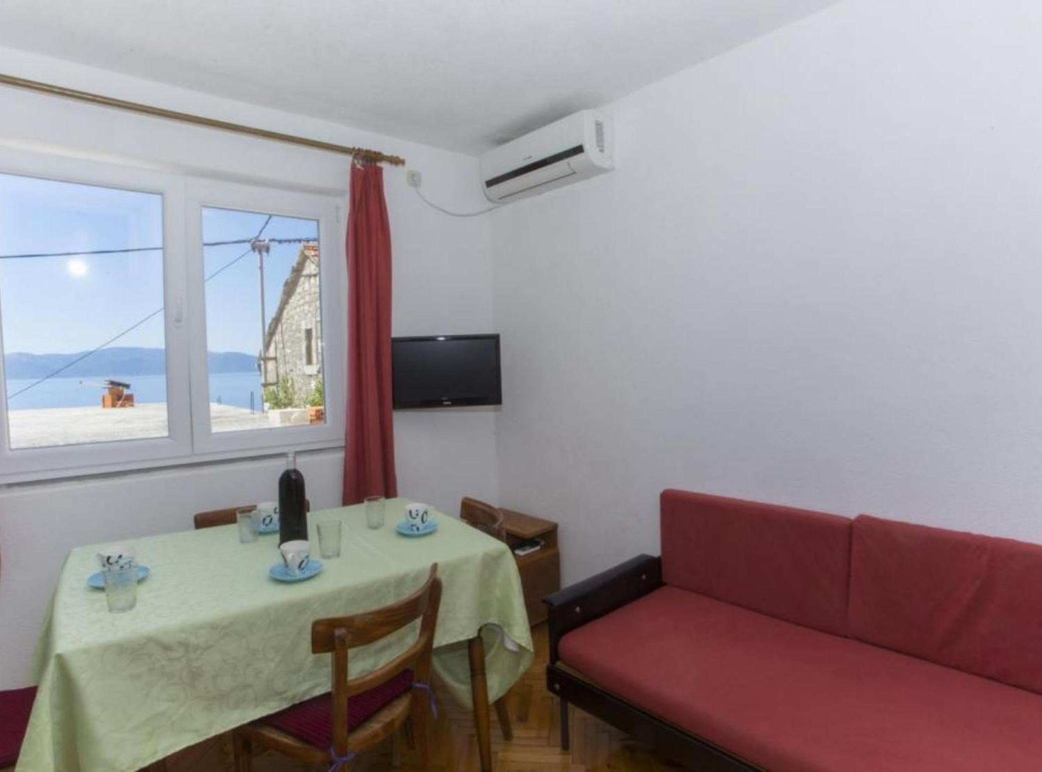Beachfront Apartments Andrijević