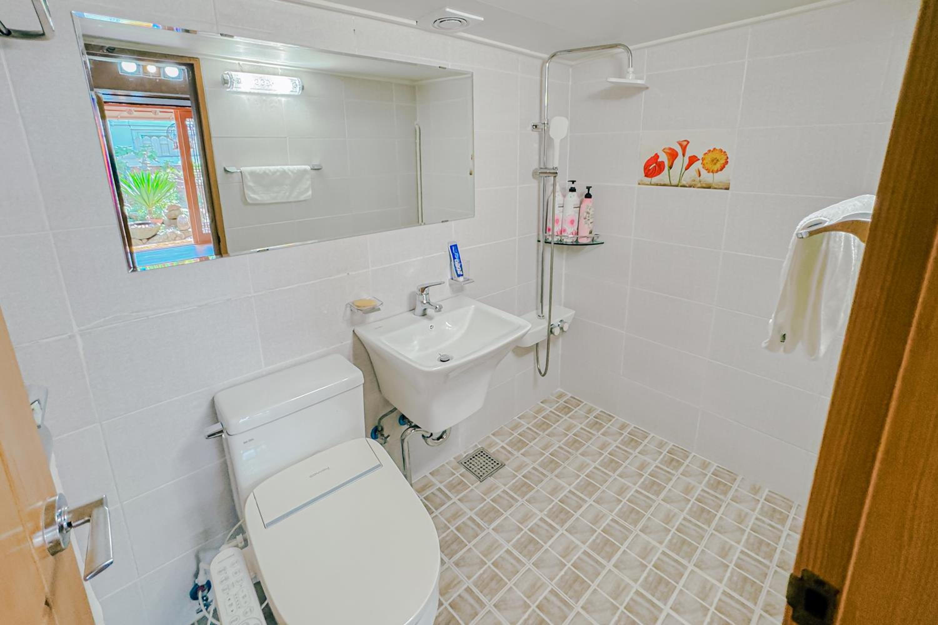 Photo 37