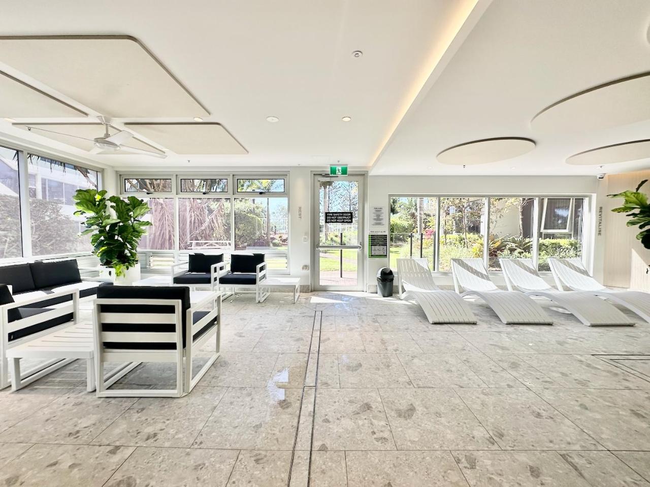 Beach Haven, 28th Floor Ocean Views