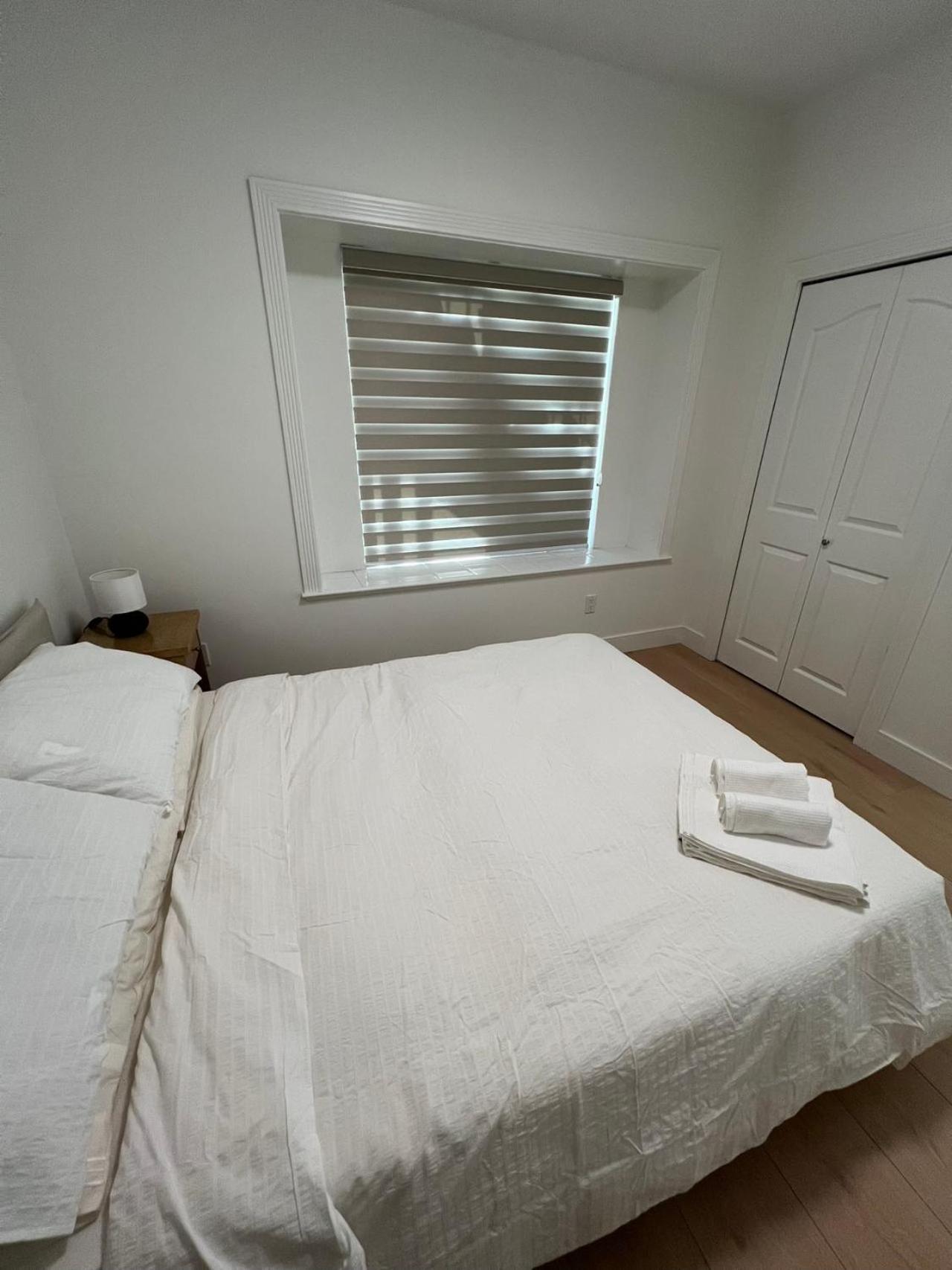 Waverley Guest Room in Vancouver