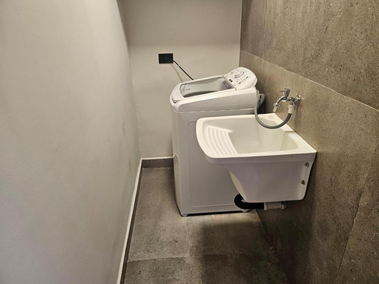 Studio Alto Padrão 38m no Campo Belo