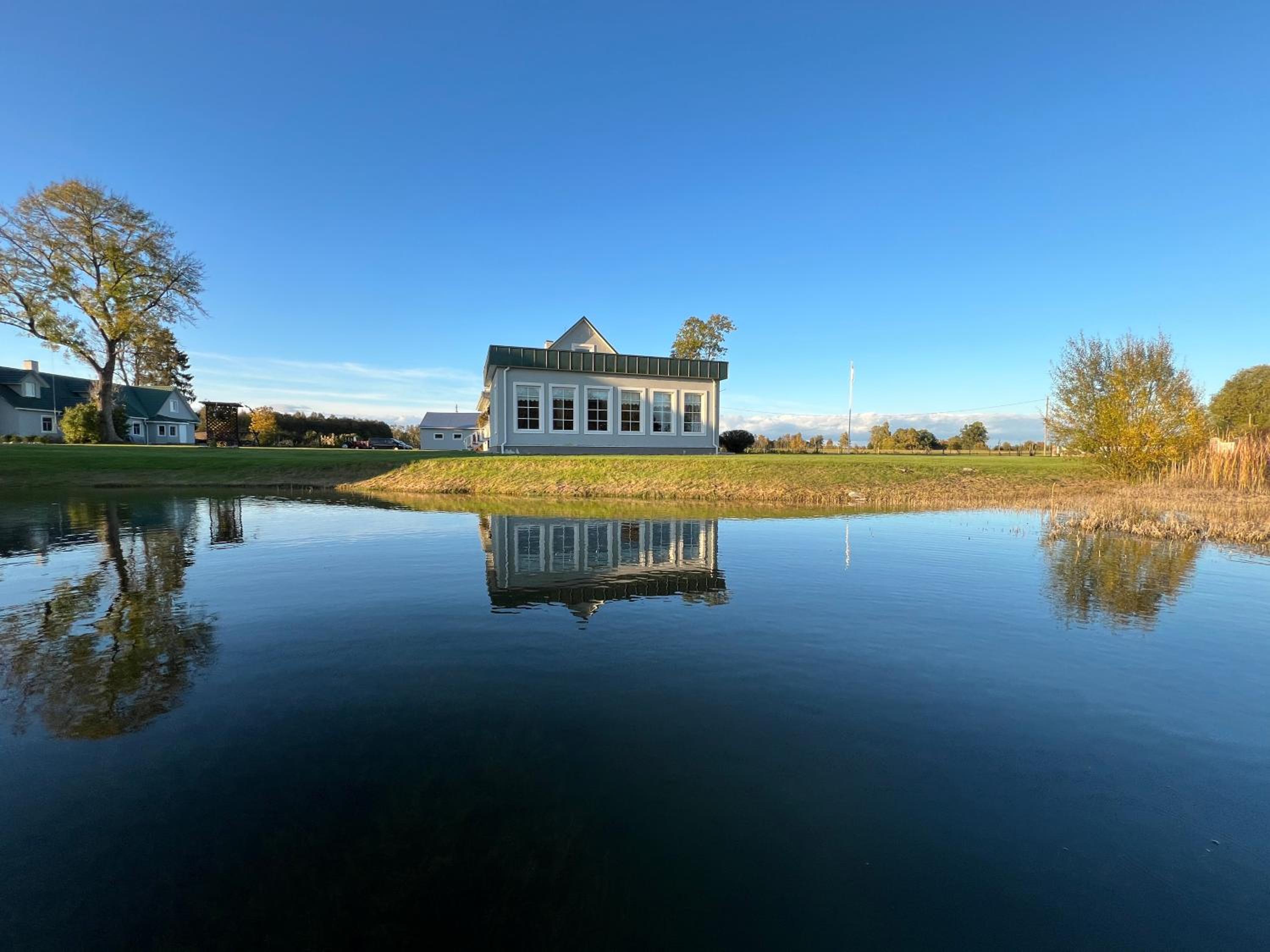 Luxury Waterfront Retreat with Panorama Room & Sauna at Sinso Talu